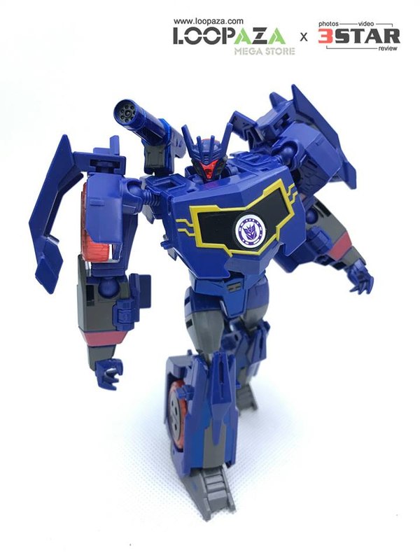 robots in disguise soundwave toy